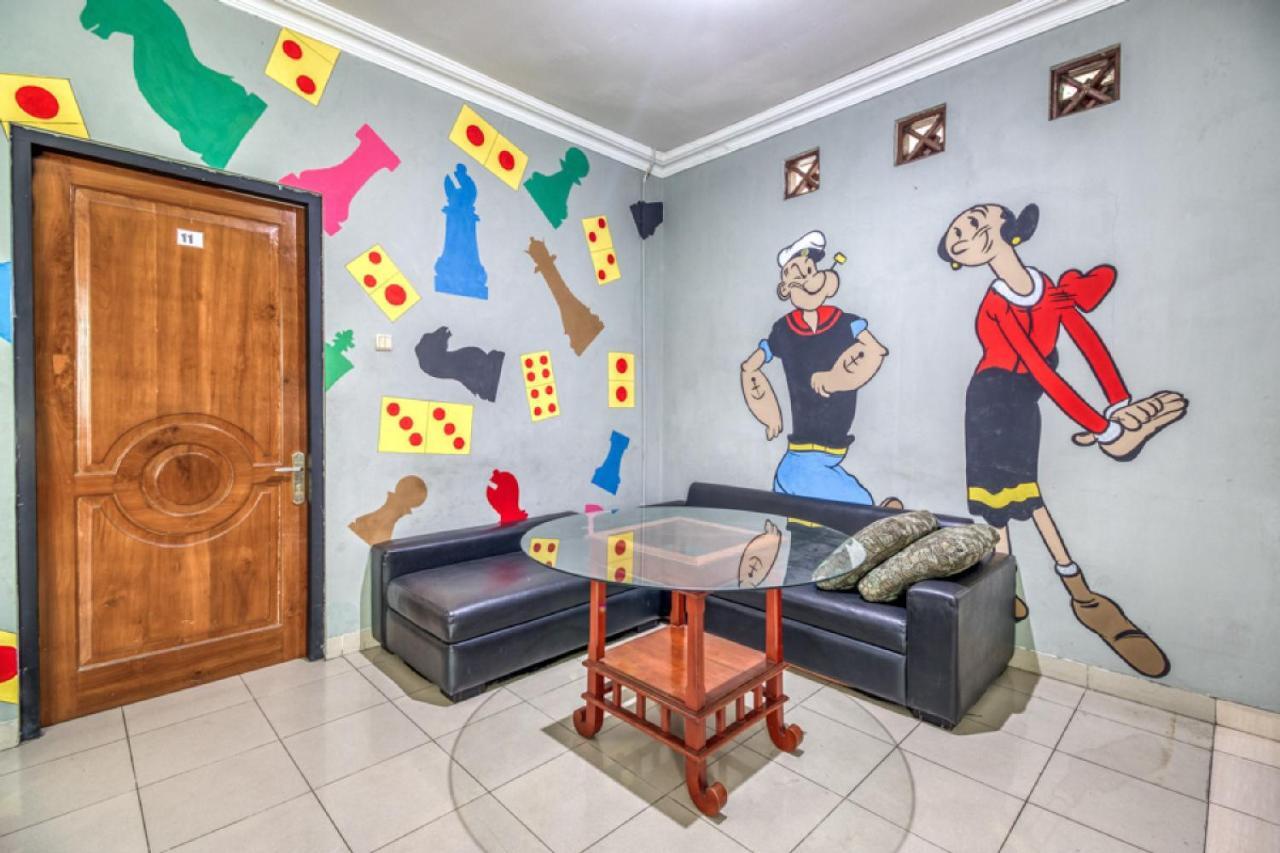 יוגיאקרטה Reddoorz Hostel Near Stadion Mandala Krida Yogya מראה חיצוני תמונה